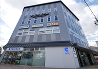 駅直結西院駅より徒歩0分